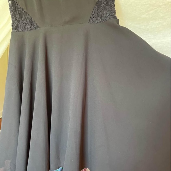 Black lace Fit And Flare Dress With Lace Midriff Cutouts, Size Medium - Picture 3 of 7